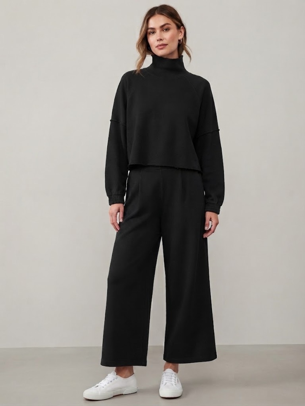 aerie New Heights Turtleneck Sweatshirt and Fleece Trousers Black